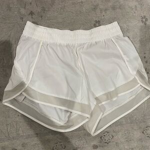 Athleta mash racer run short 4” Inseem women’s size medium